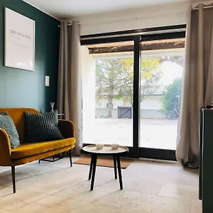 https://charmant-studio-avec-parking.hotels-rhonealpes.com